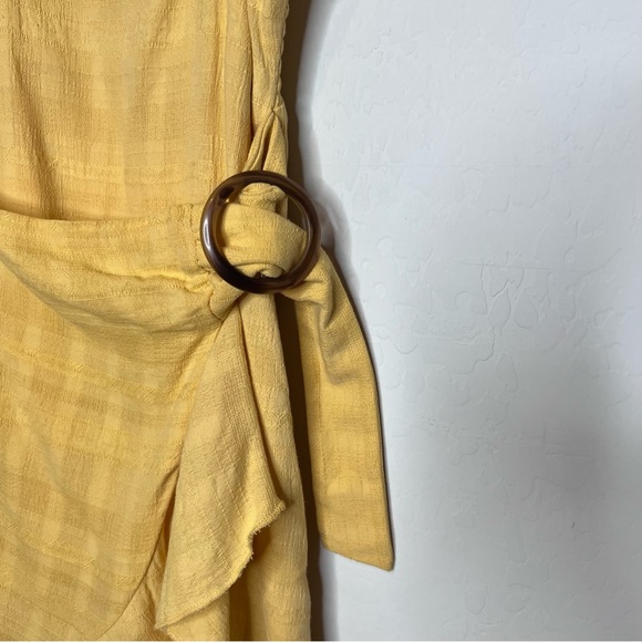 AMERICAN EAGLE Textured Wrap Mini Dress. Size Medium - Picture 6 of 12